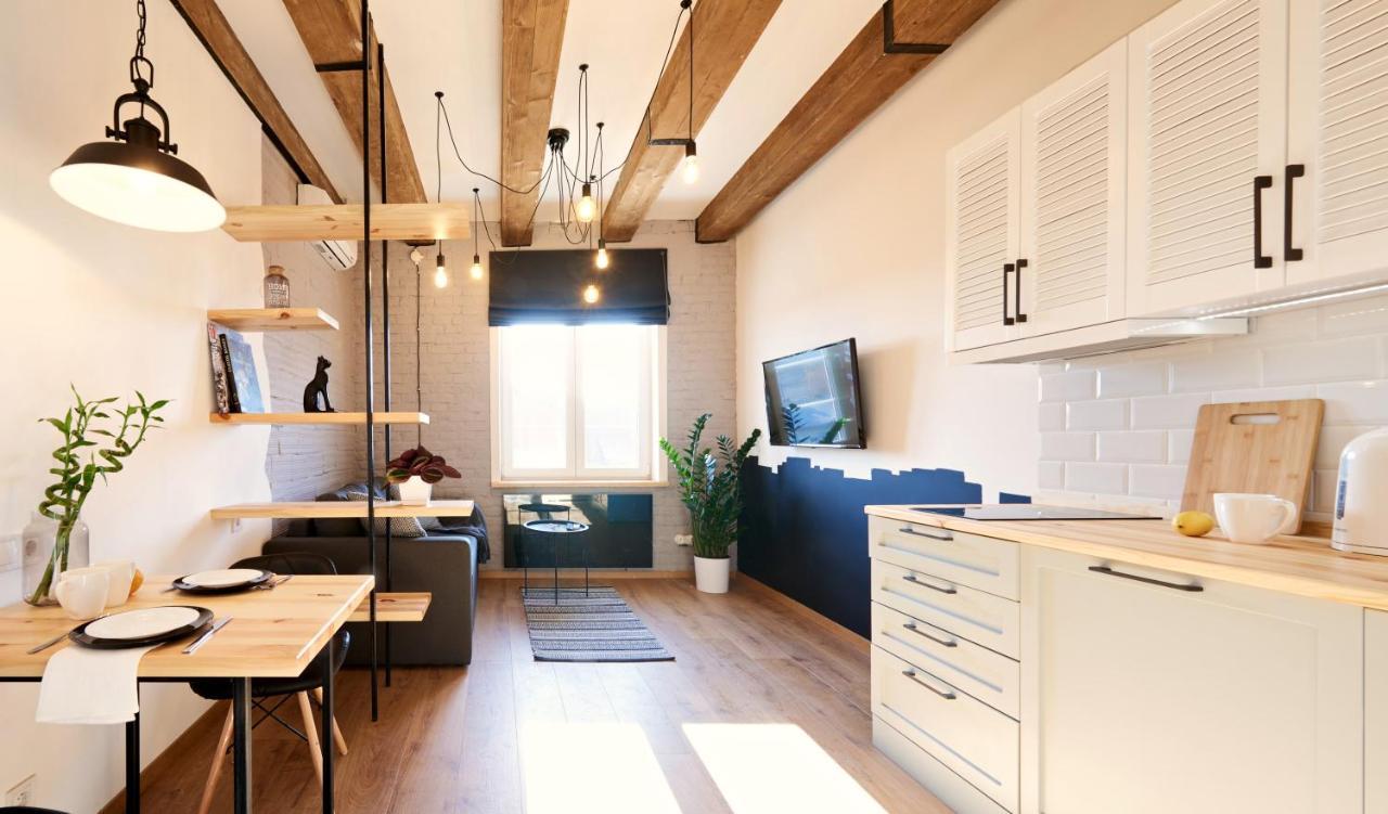 Be Happy Apartment Lviv Buitenkant foto