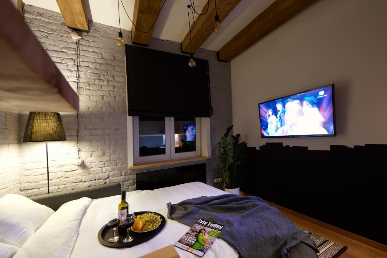 Be Happy Apartment Lviv Buitenkant foto