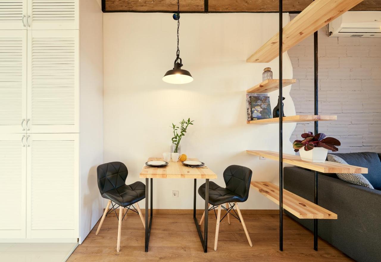 Be Happy Apartment Lviv Buitenkant foto